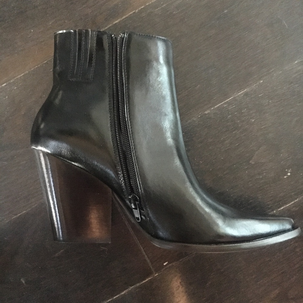 NEW Jeffrey Campbell genuine leather ankle boots